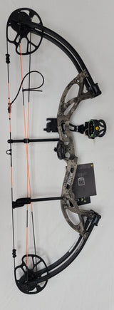 Bear Cruzer G2 Compound Bow 70lbs Package TrueTimber Kanat Left Hand - Open Box